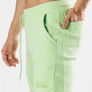 Alphalete shorts identity pro Men’s Large